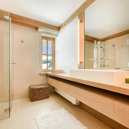 Lilly - Luxury By A-appartments Mit In - Out * Zug