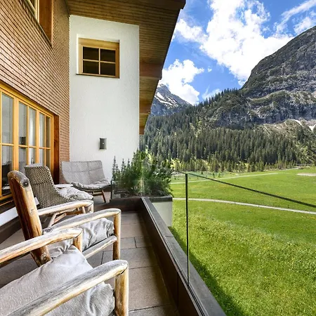 Lilly - Luxury By A-appartments Mit In - Out Zug
